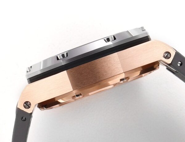 Royal Oak Offshore 44mm 26568OM JJF