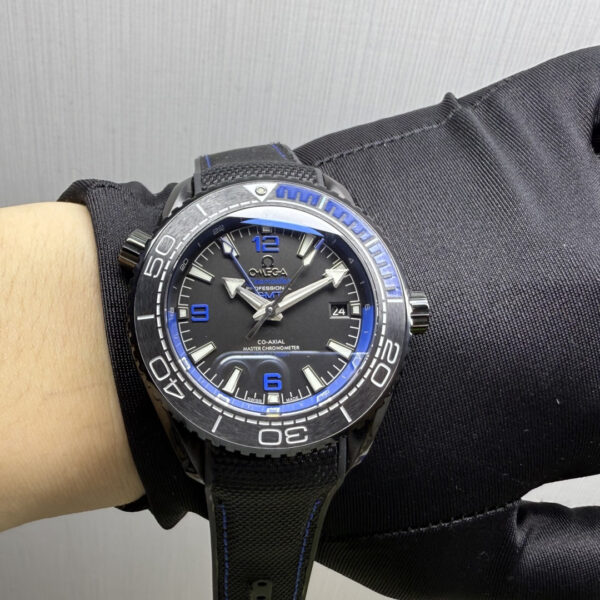 DM_20260520234036_004 Omega Seamaster Deep Black GMT 215.92.46.22.01.002 VSF