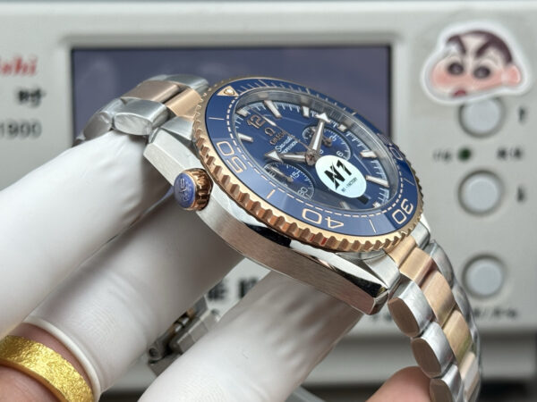 DM_20260520235334_007 Omega Seamaster Planet Ocean 600M 215.20.46.51.03.001 N1F
