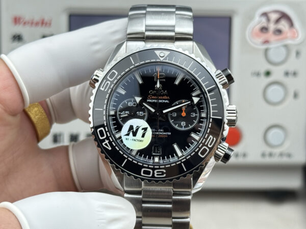 DM_20260521000806_001 Omega Seamaster Planet Ocean 600M 215.30.46.51.01.001 N1F