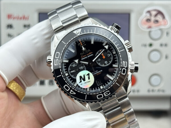 DM_20260521000806_002 Omega Seamaster Planet Ocean 600M 215.30.46.51.01.001 N1F