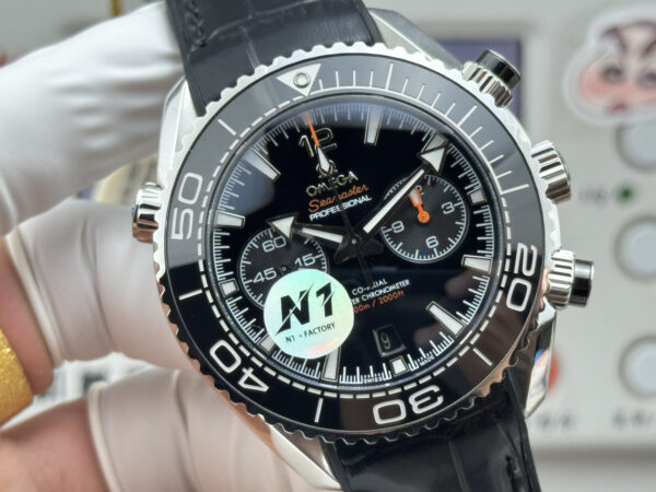 DM_20260521105603_005 Omega Seamaster Planet Ocean 600M 215.33.46.51.01.001 N1F