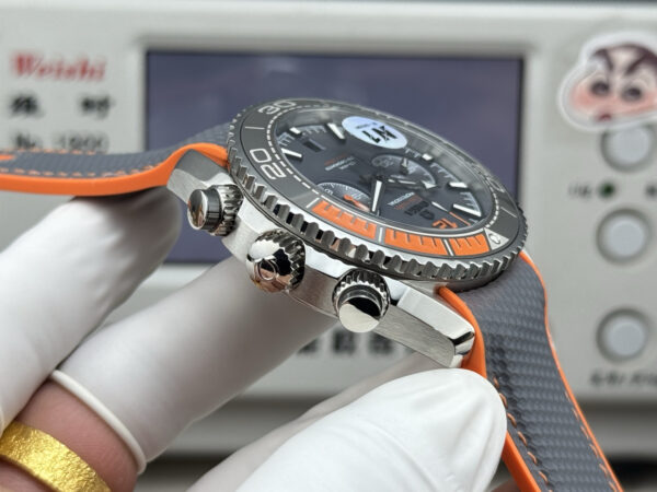 Omega Seamaster Planet Ocean 600M 215.92.46.51.01.001 N1F