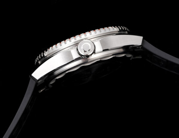 DM_20260521141517_006 Omega Seamaster Planet Ocean 600M 42mm Collection