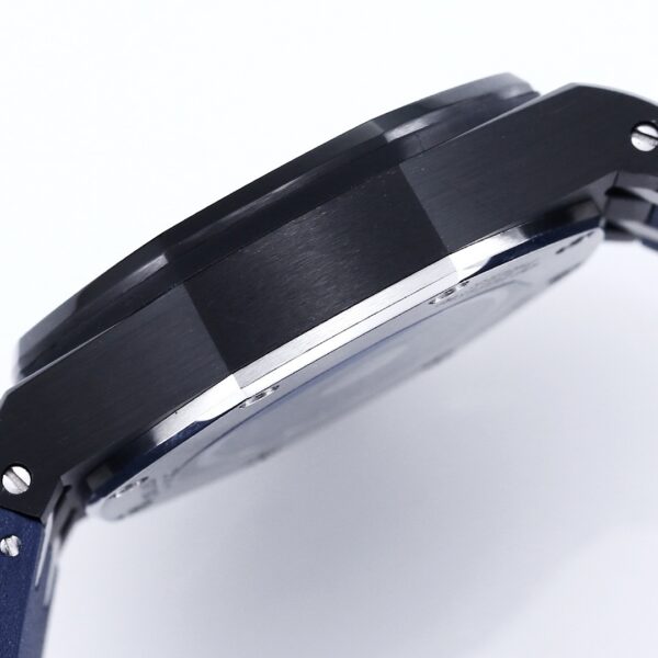 IMG_7648_副本 Royal Oak Offshore 15600 44mm