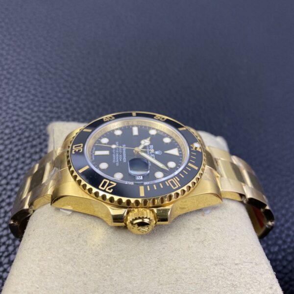wsxc1778368743775_4 ROLEX Submariner Date Model 126618LN